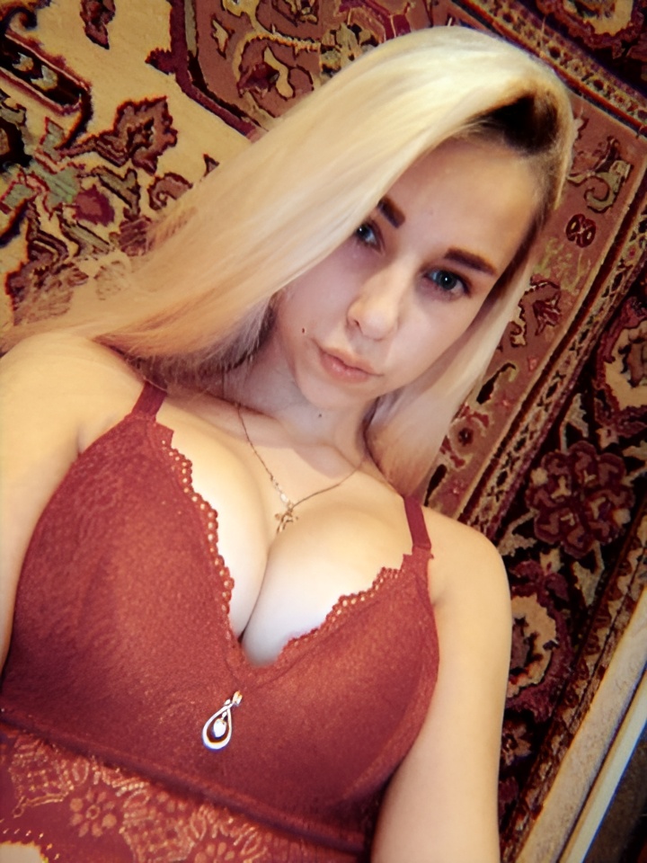 Адель привлекальеная девушка из Назрани цена от 10000 руб