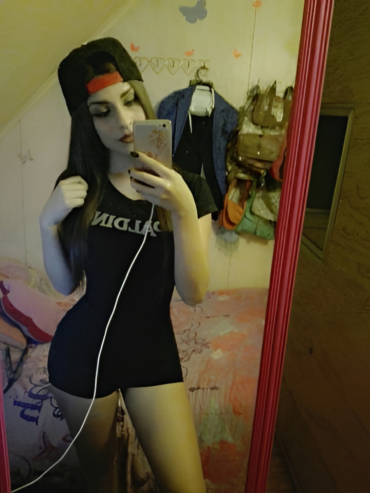 Рената привлекальеная девушка из Назрани цена от 2500 руб