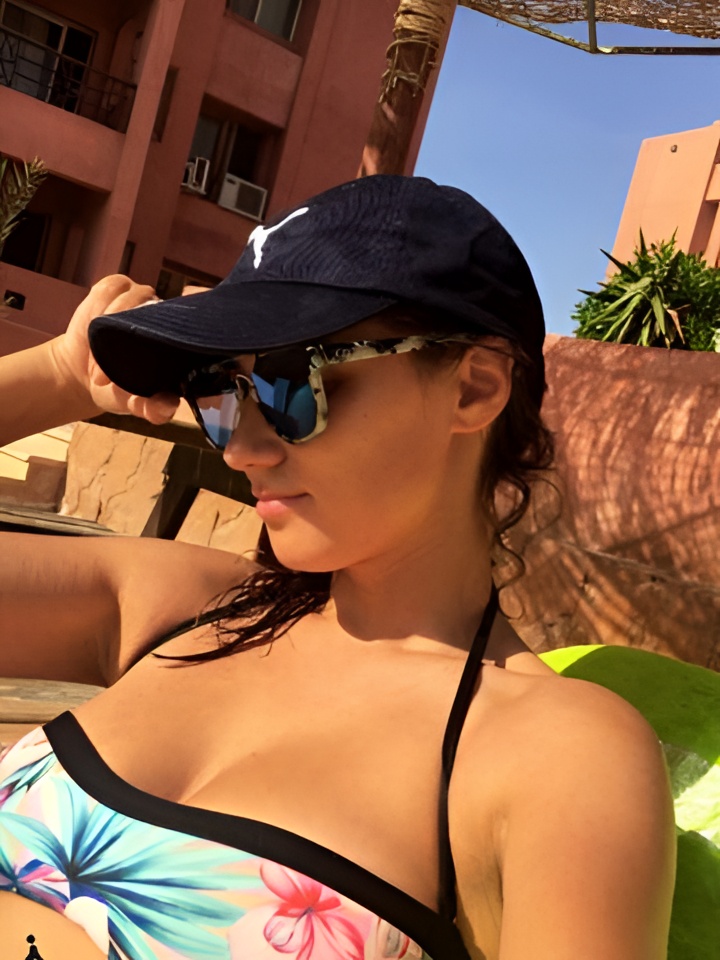 Стефания привлекальеная девушка из Назрани цена от 1500 руб