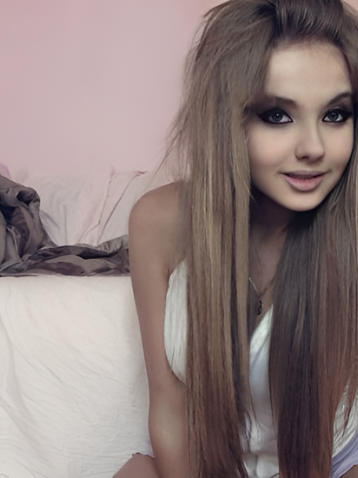 Юстина привлекальеная девушка из Назрани цена от 4000 руб