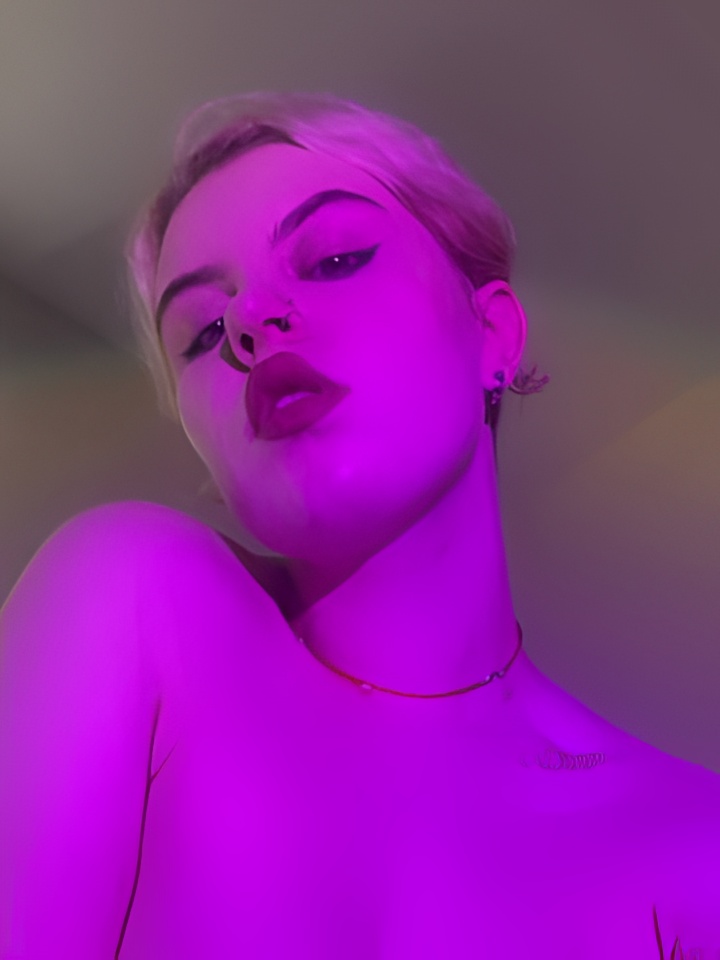 Индивидуалка Жасмин, доступна для личного знакомства от 2000 руб