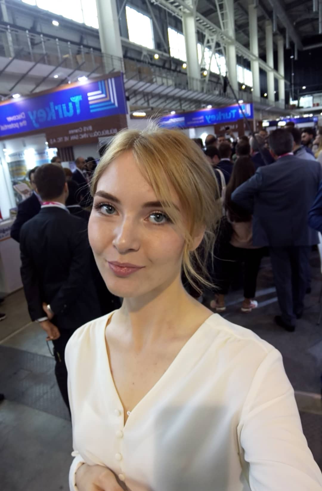 Мира привлекальеная девушка из Назрани цена от 3000 руб