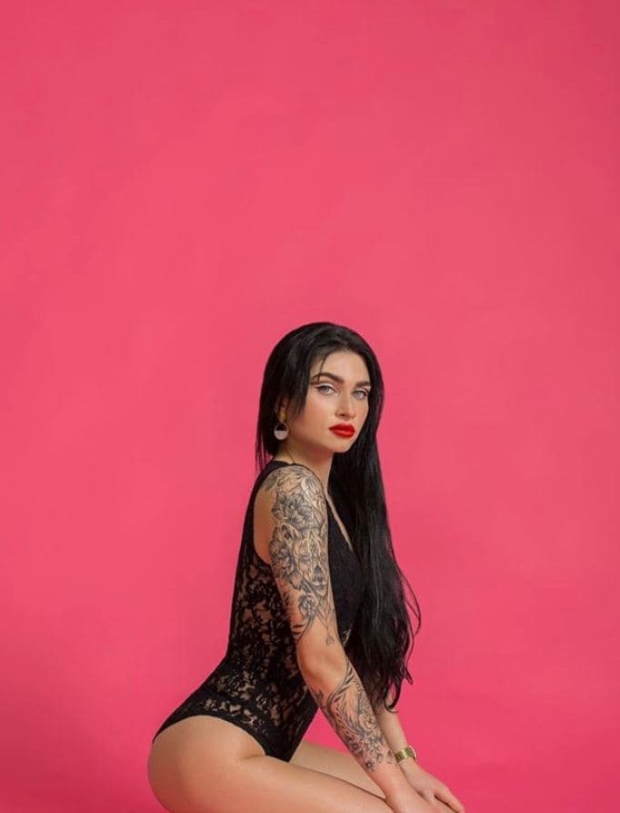 🎥 Евка привлекательная девушка из Назрани цена от 5000 руб