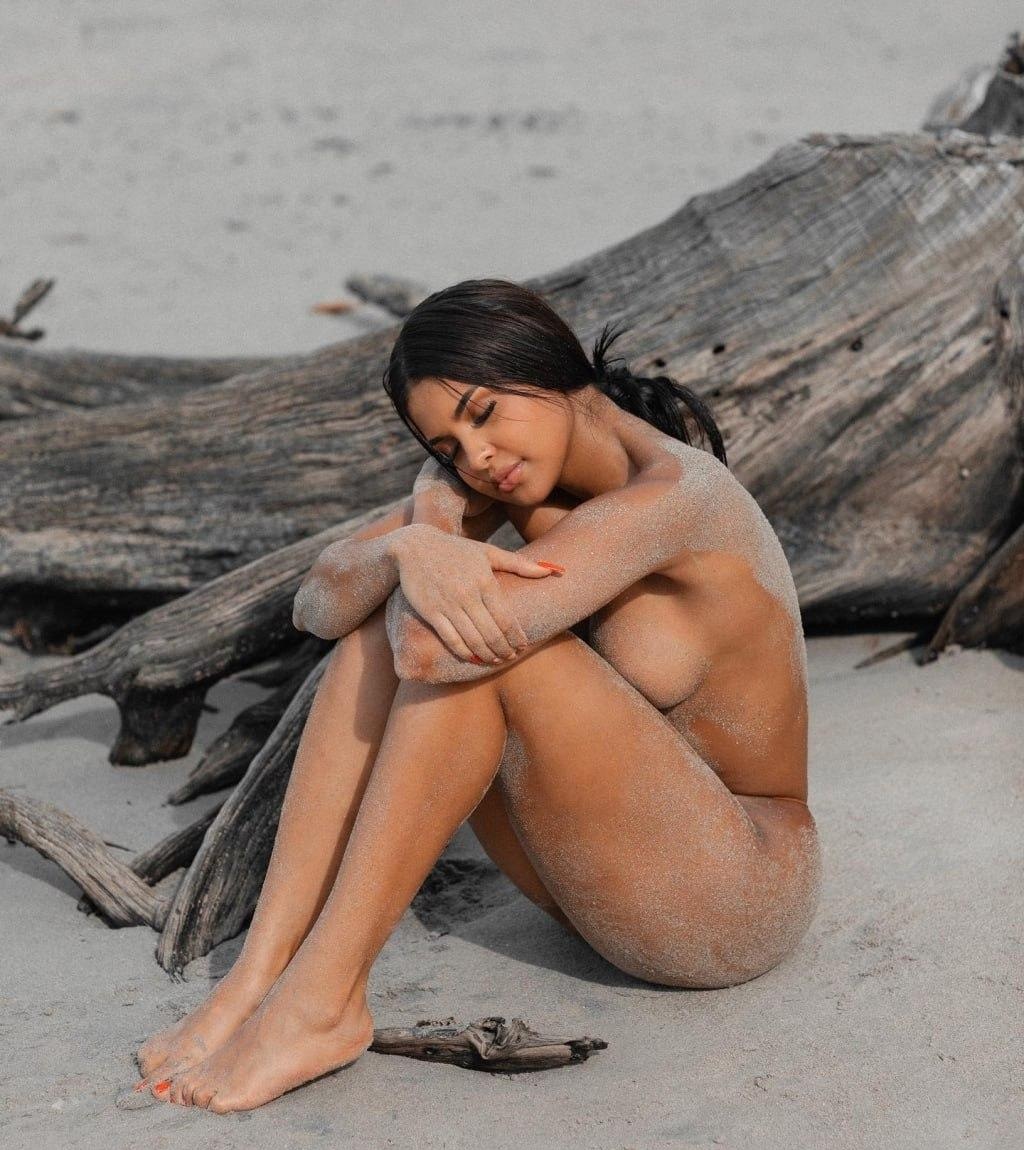 Даринка привлекальеная девушка из Назрани цена от 4000 руб