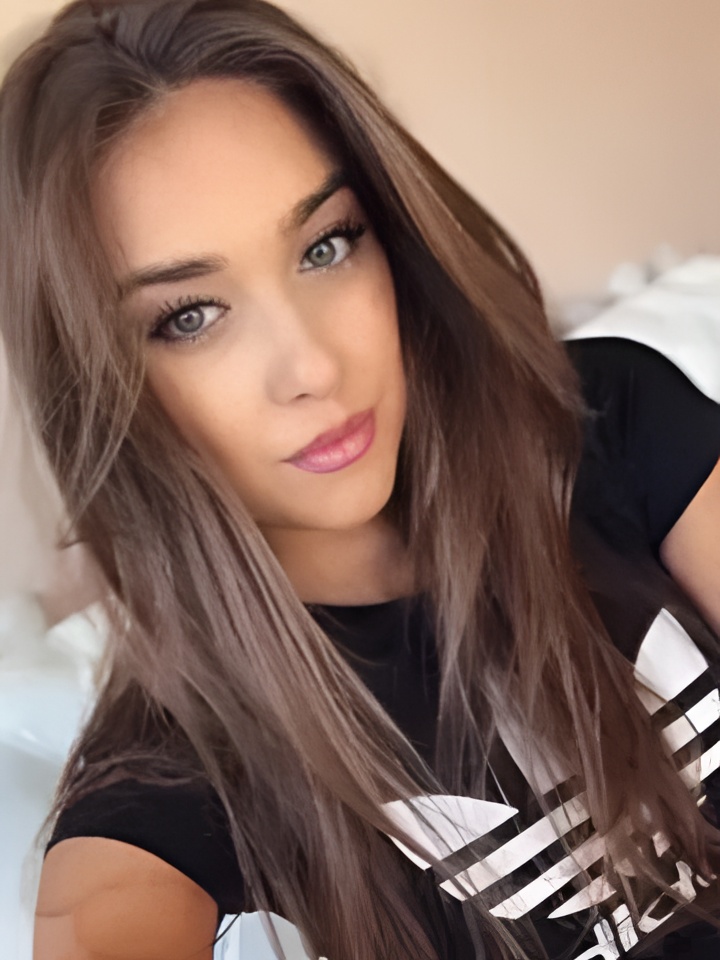 Индивидуалка Аврора, доступна для личного знакомства от 2000 руб