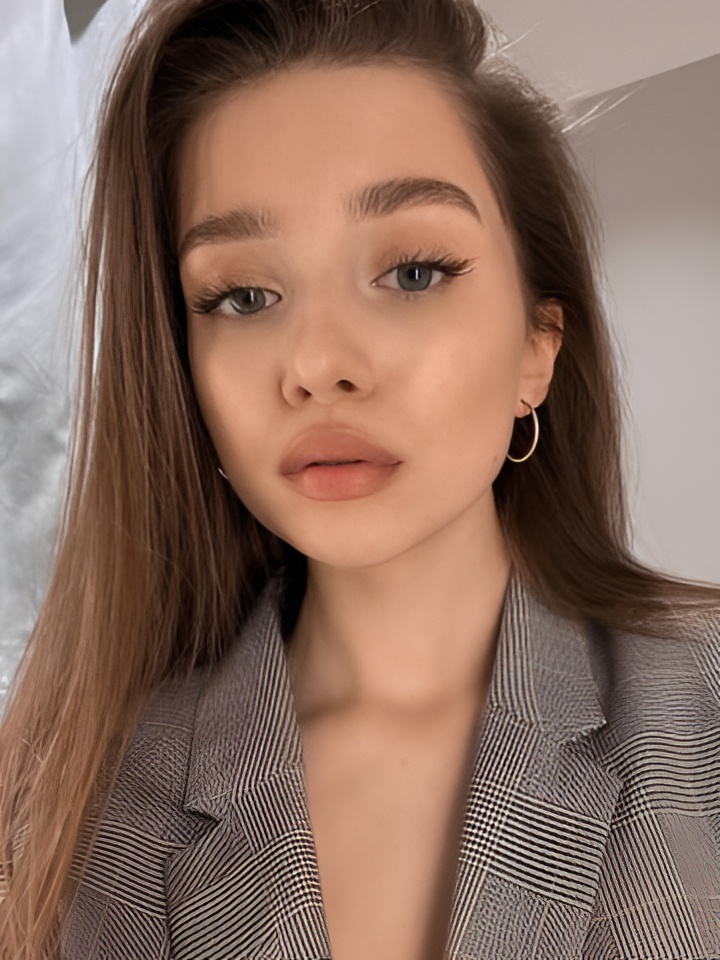 Индивидуалка Бронислава, доступна для личного знакомства от 10000 руб