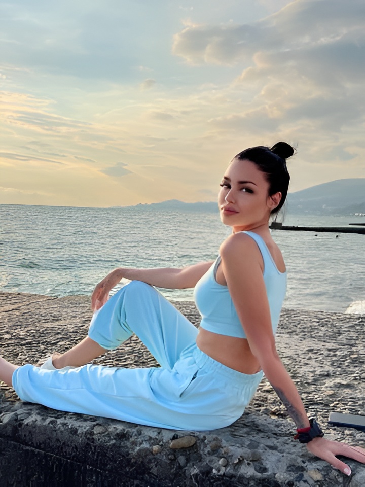 Индивидуалка Майя, доступна для личного знакомства от 2500 руб