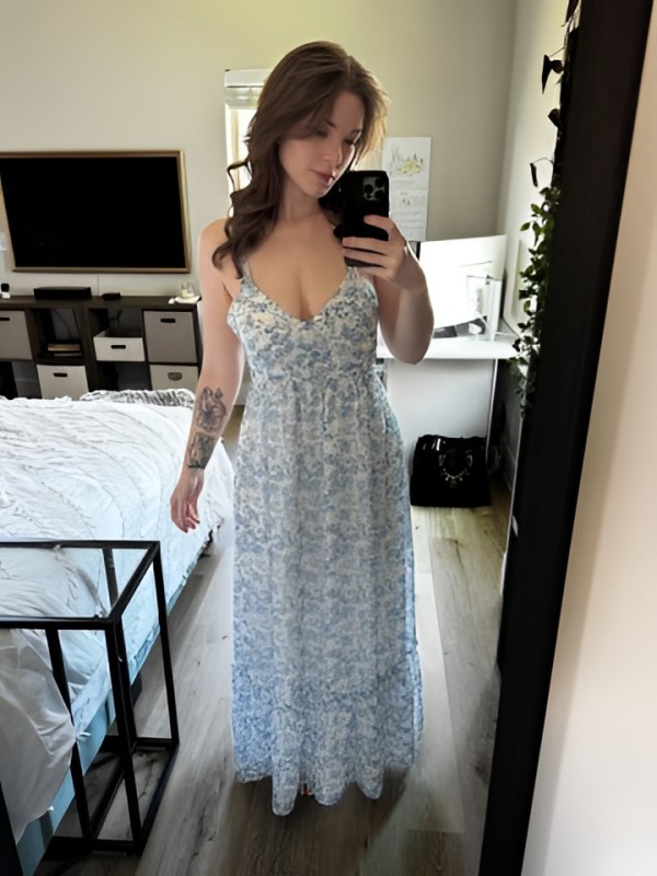 Нелли привлекательная девушка из Назрани цена от 10000 руб