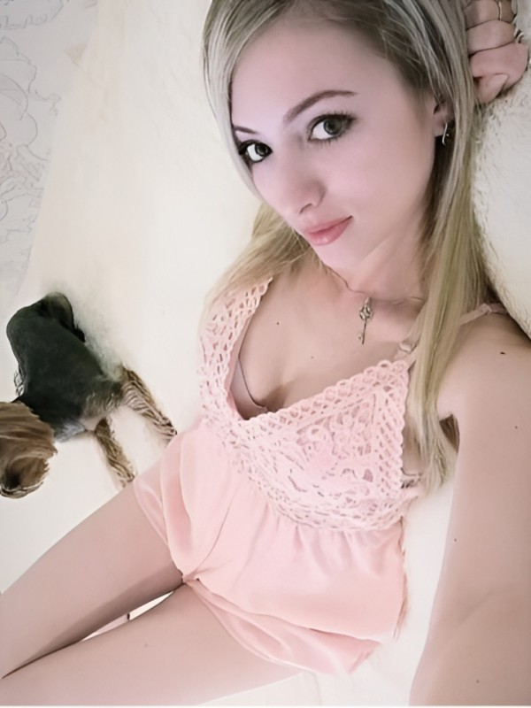 Регина привлекательная девушка из Назрани цена от 1500 руб