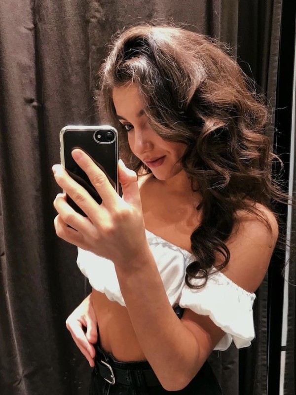 🎥 Анжела привлекательная девушка из Назрани цена от 4000 руб