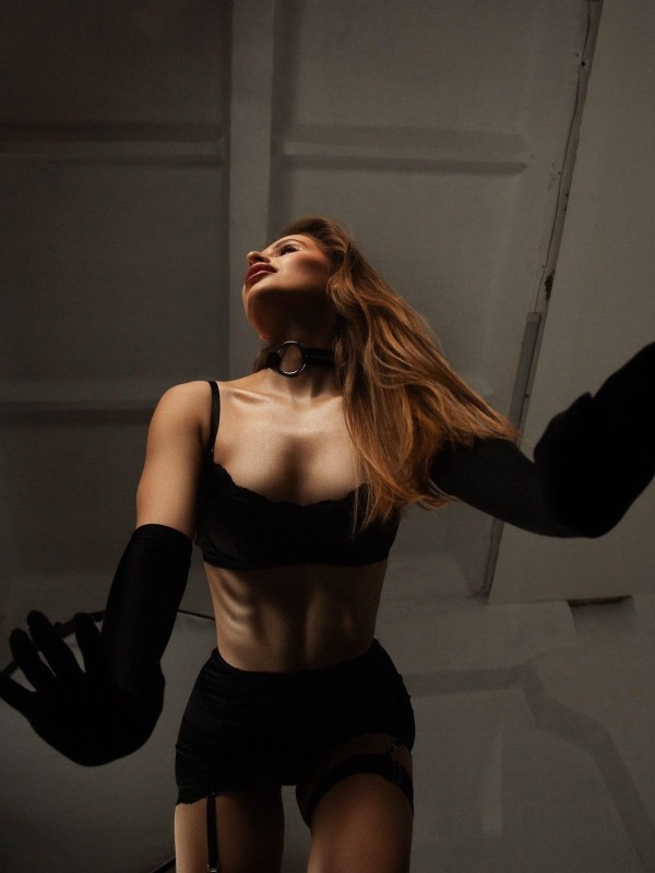 Молли привлекательная девушка из Назрани цена от 6000 руб